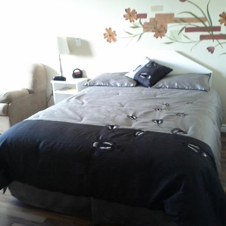 Motel L'Escale แคมบอร์ด ภายนอก รูปภาพ
